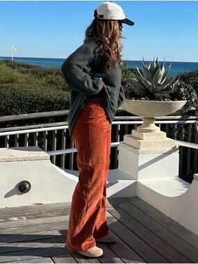 Old Navy Wide-Leg Corduroy Pants in Rust Orange